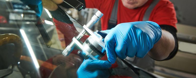 Three Things That May Change the Cost of Your Windscreen Repair